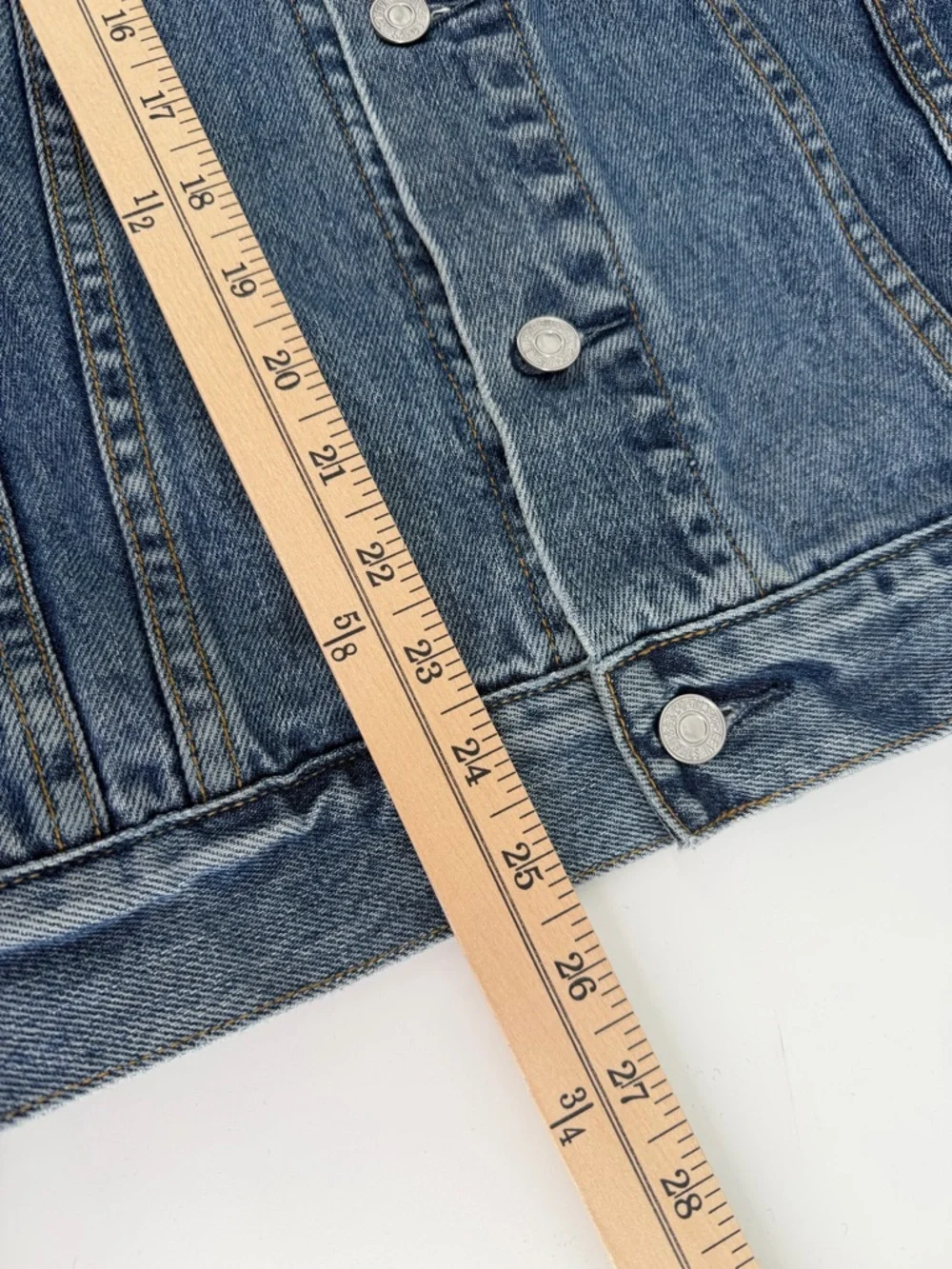 VTG 90s Levi's 70507 Relaxed Trucker Jacket Embroidered Eagle